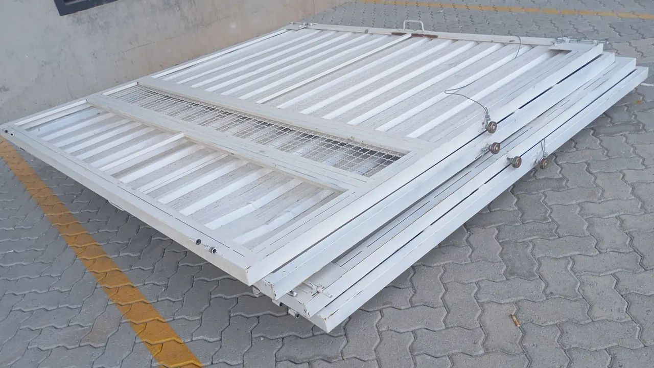 Portão basculante doca galpão  - Foto 2