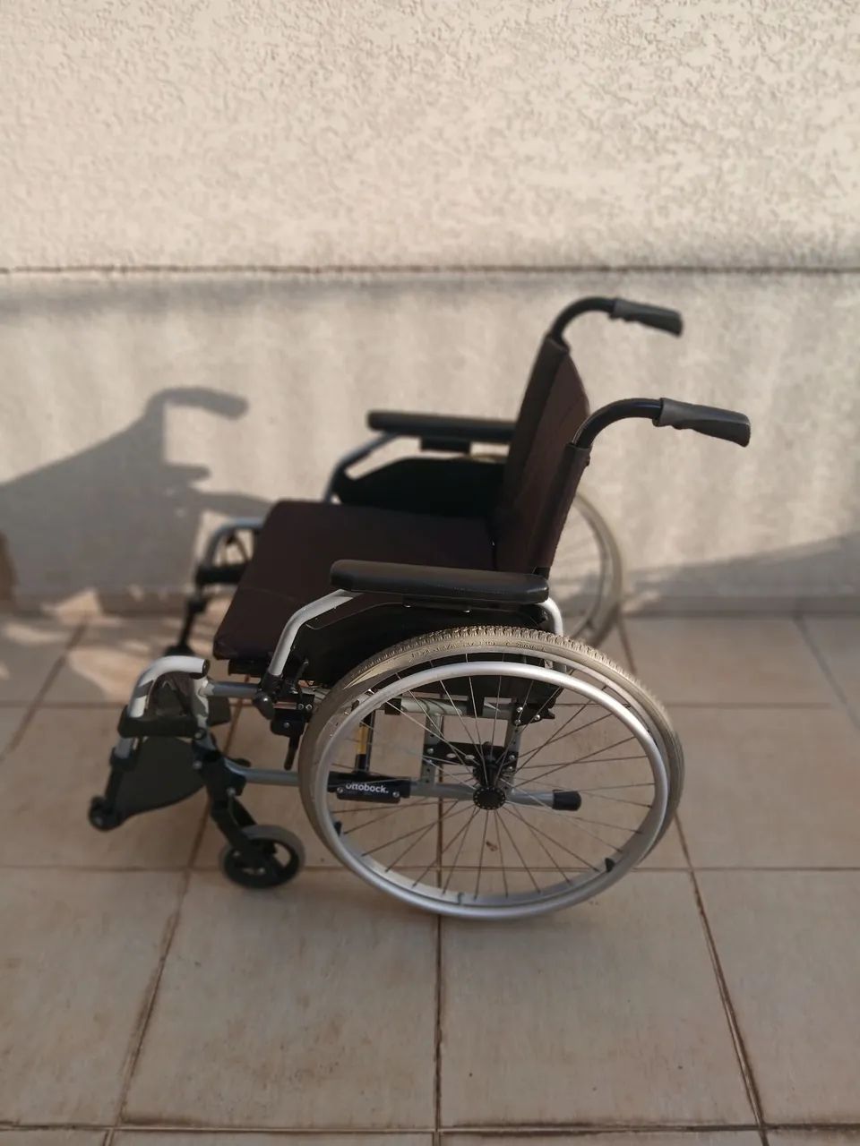 Cadeira rodas alumínio  ottobock Start M2 em excelente estado - Foto 2