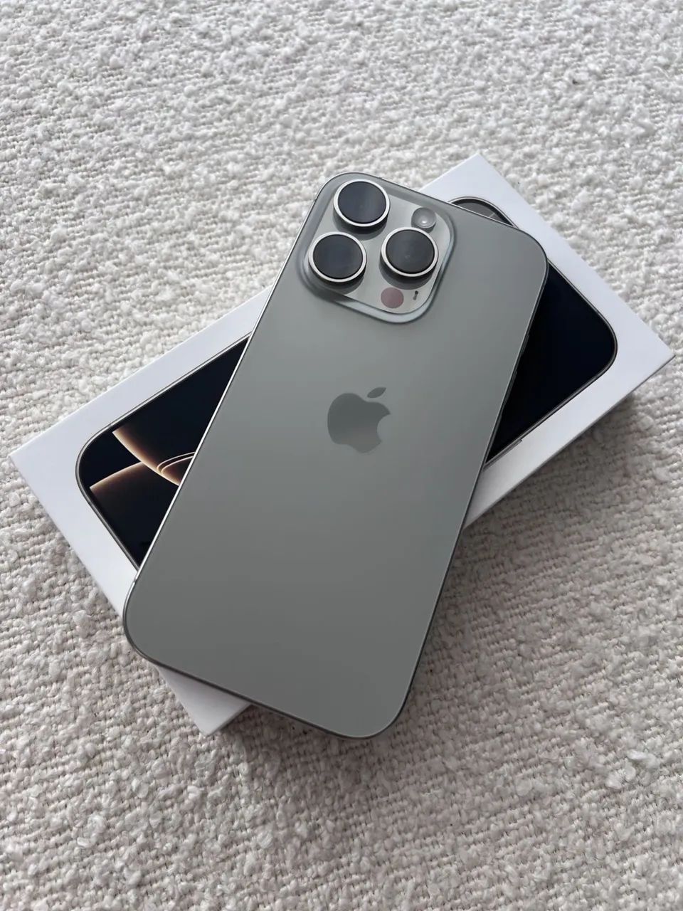 iPhone 16 Pro Max  - Foto 2