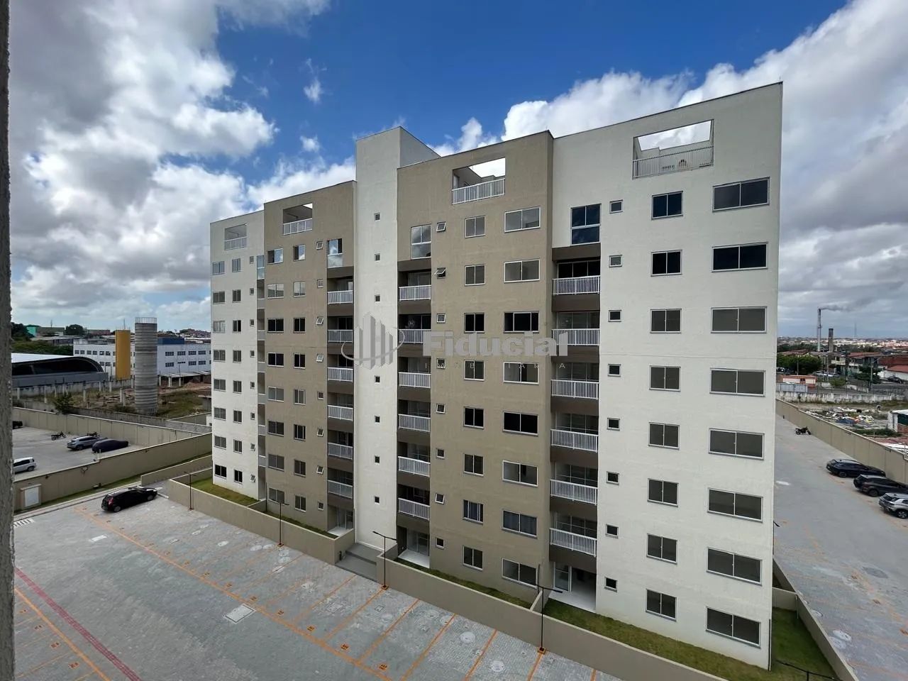 Apartamento com 50m², 2 quartos sendo 1 suíte plena e outra reversível, sala de estar, coz - Foto 2