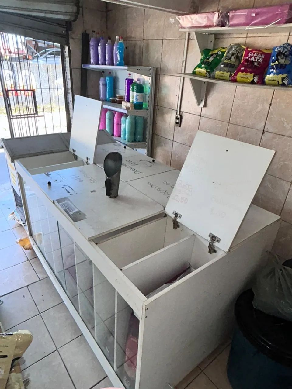 Balcão urna, e porta ração  - Foto 5