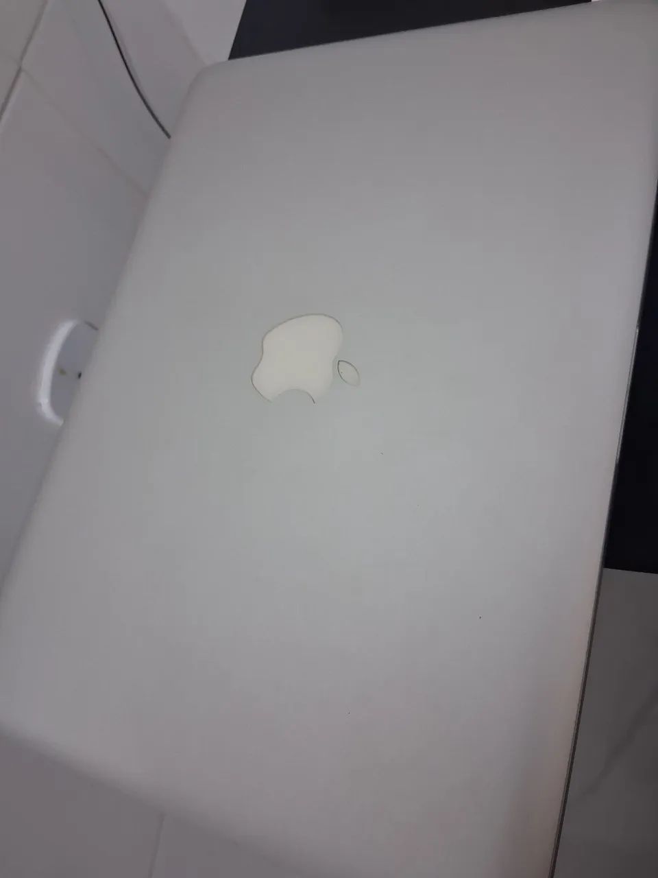 Macbook pro (com defeito) para sucatear - Foto 5