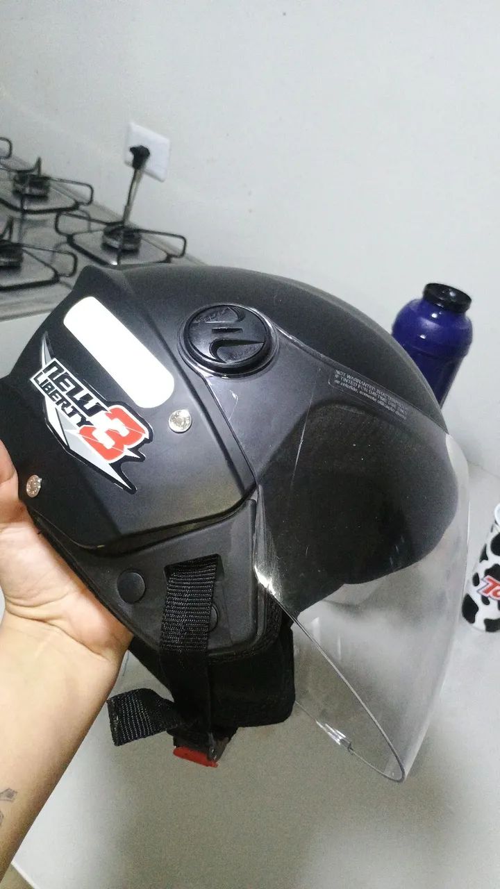 Capacete usado 1 vez 