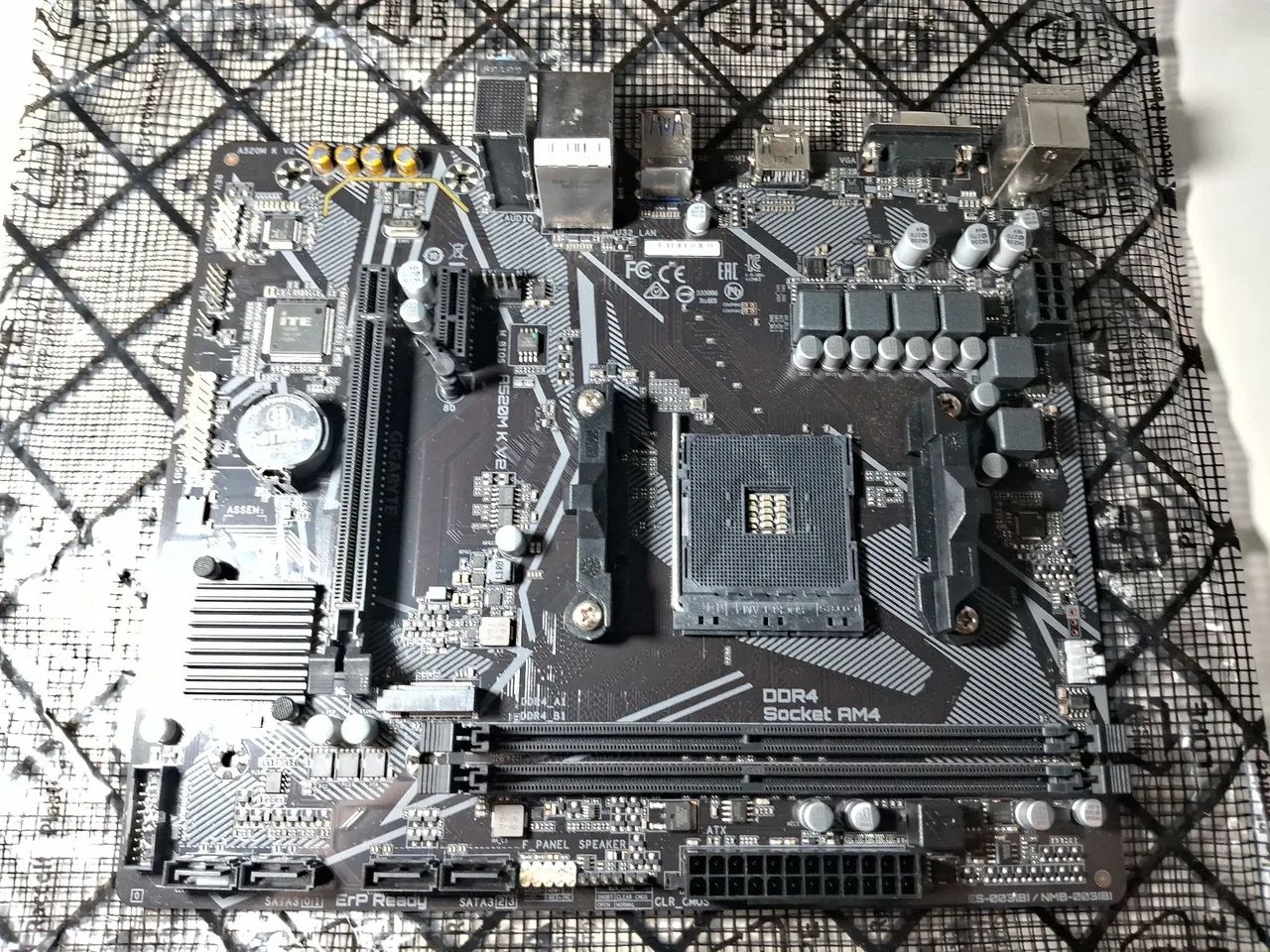 Placa Mãe A520M K V2 - AMD - Foto 3