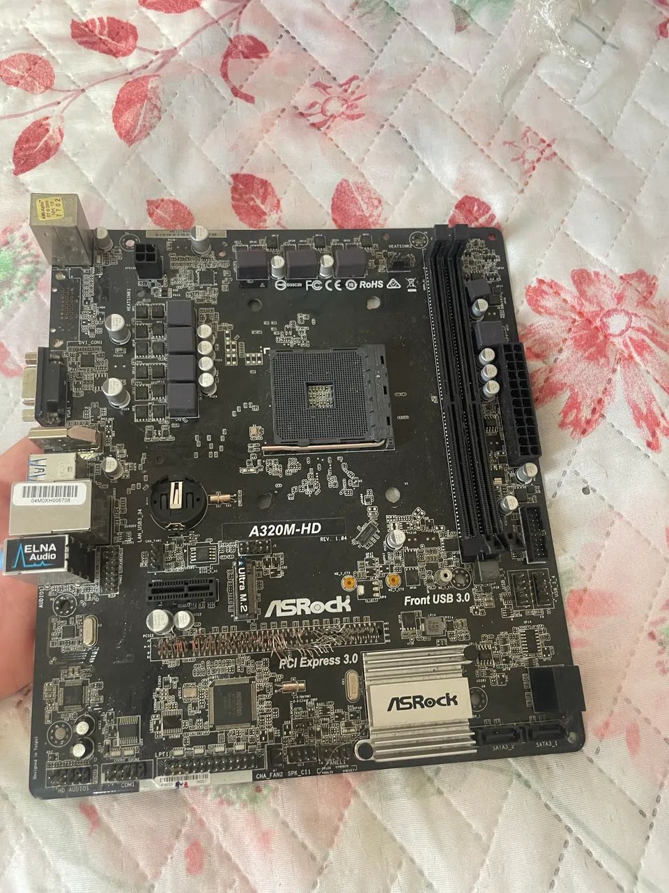 300$ VENDO PROCESSADOR E PLACA MÃE, TUDO FUNCIONANDO PERFEITAMENTE. - Foto 4