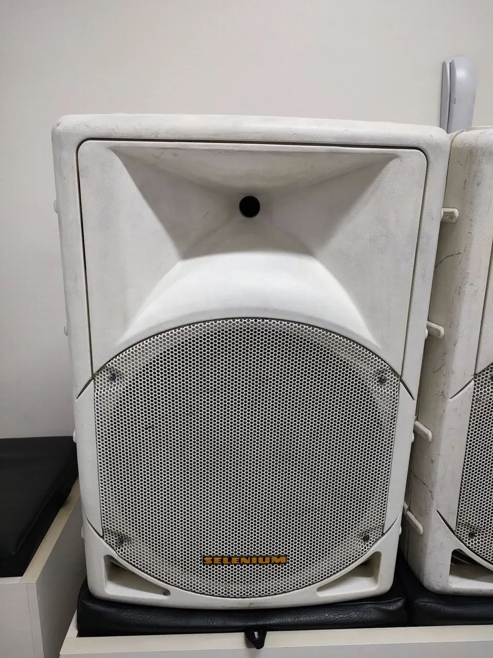 Par de Caixas Selenium Ativa e Passiva SPM1502s e SPM1502