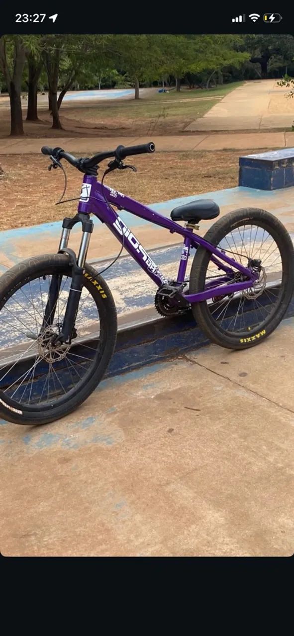 Bicicleta GIOS 4TRIX roxa e branca