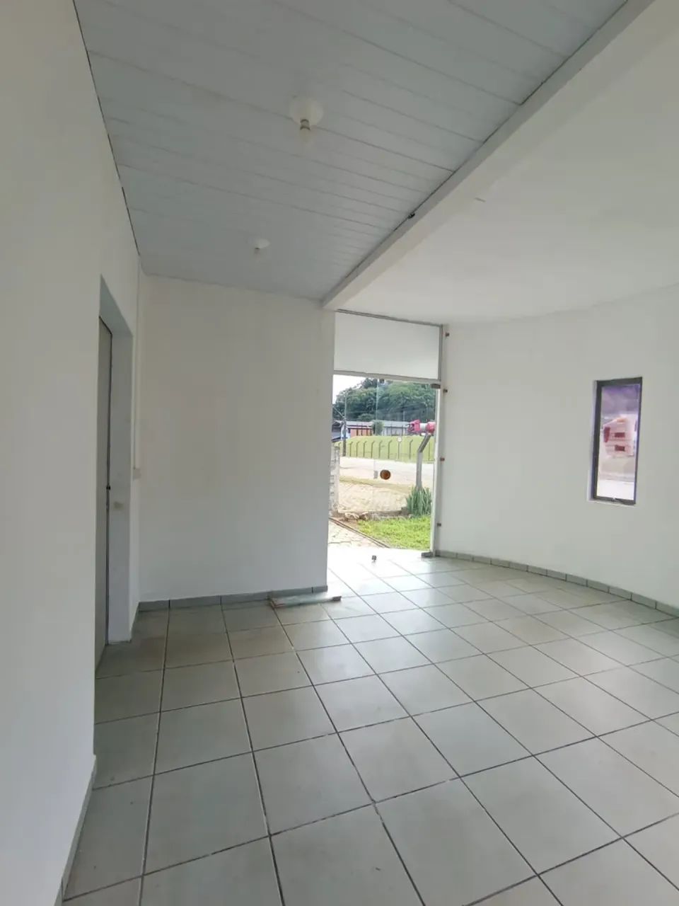 Sala/depósito para alugar em Schroeder I - Foto 4