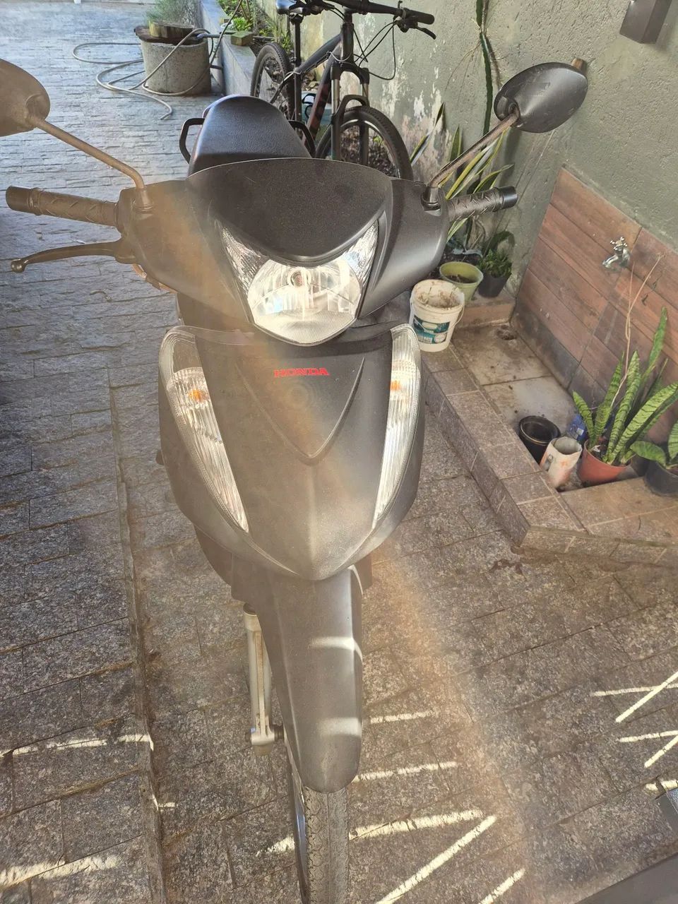 BIZ 125 ES 2015