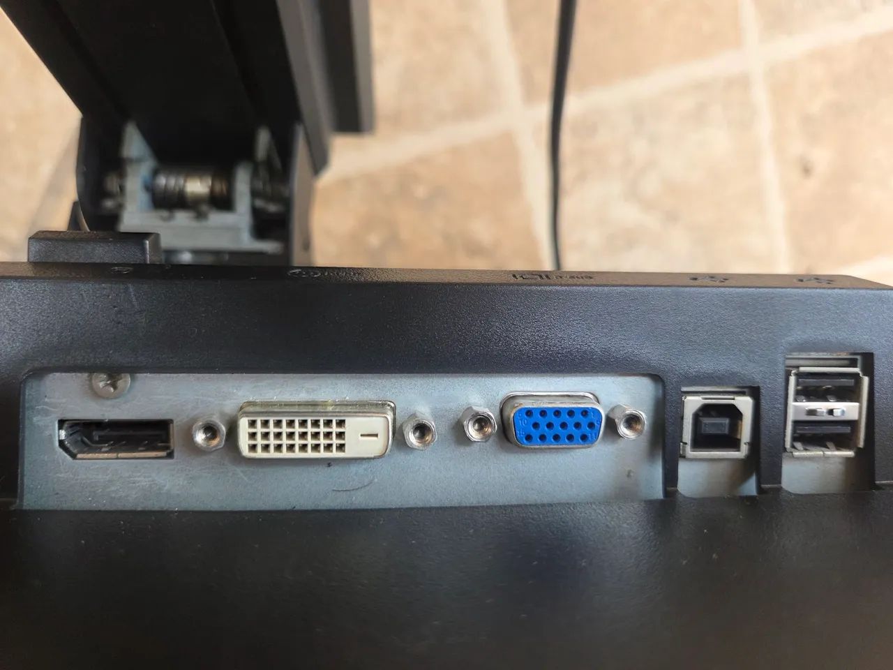 Monitor Dell 22 Polegadas  - Foto 4