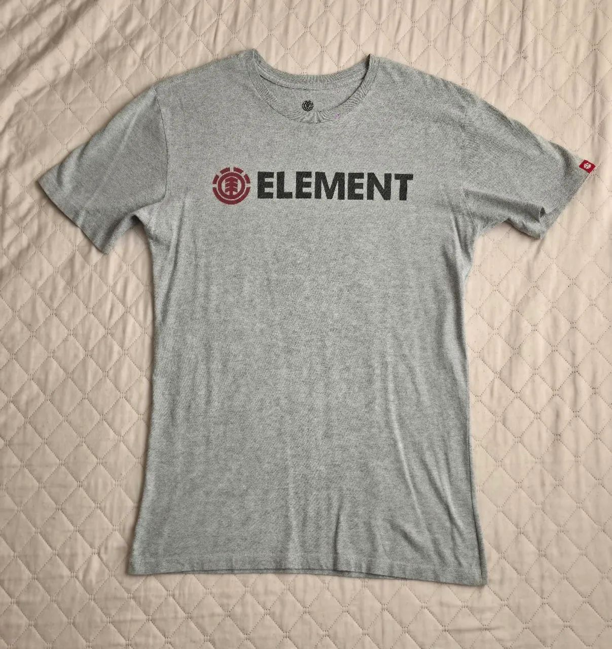 Camisa Element cinza tamanho P 75x43