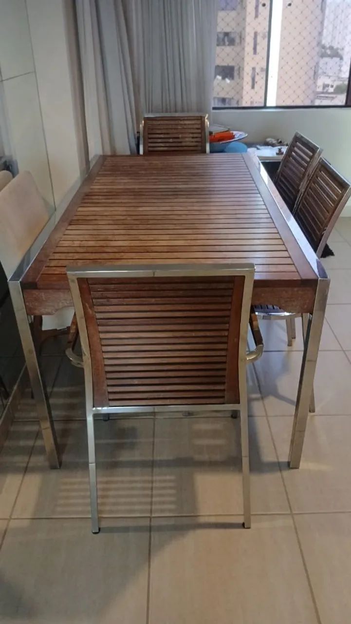 Mesa retangular Tramontina, madeira e inox. 1,58x0,90, com 4 cadeiras. - Foto 2