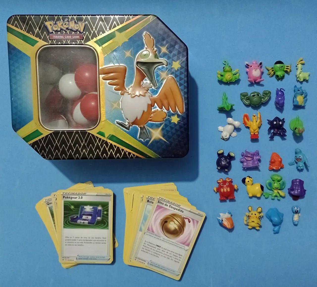 Lote de figuras e itens Pokémon  - Foto 3