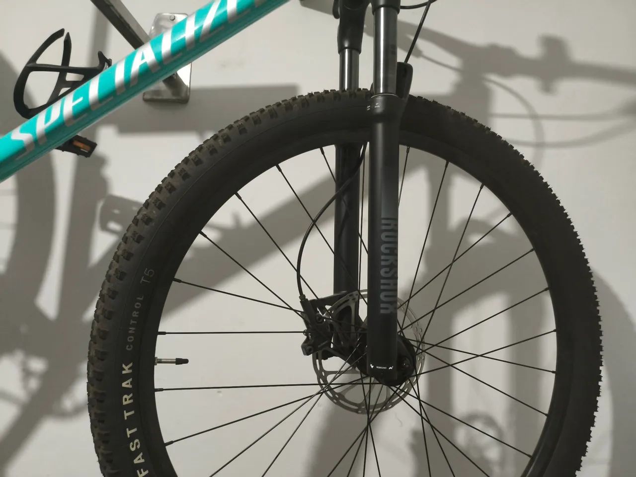 Bicicleta RockHopper Expert Specialized  - Foto 4
