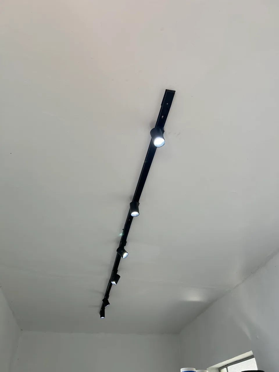 Trilho eletrificado 3 metros - Foto 2