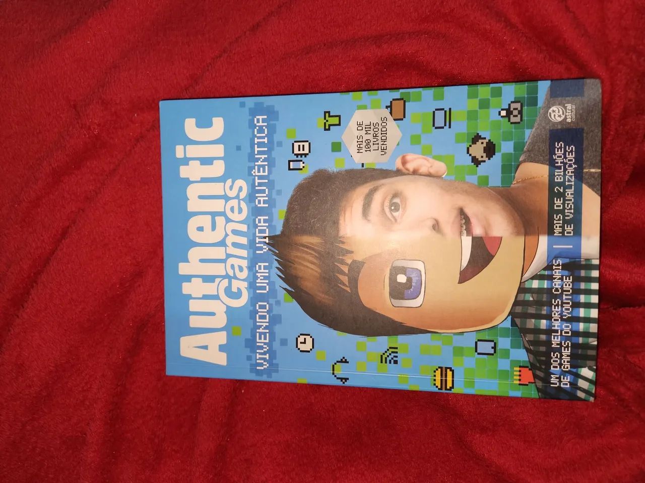 Livro Authentic Games