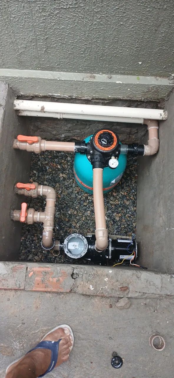 Trabalho com montagem de filtro e bomba de piscinas  - Foto 3