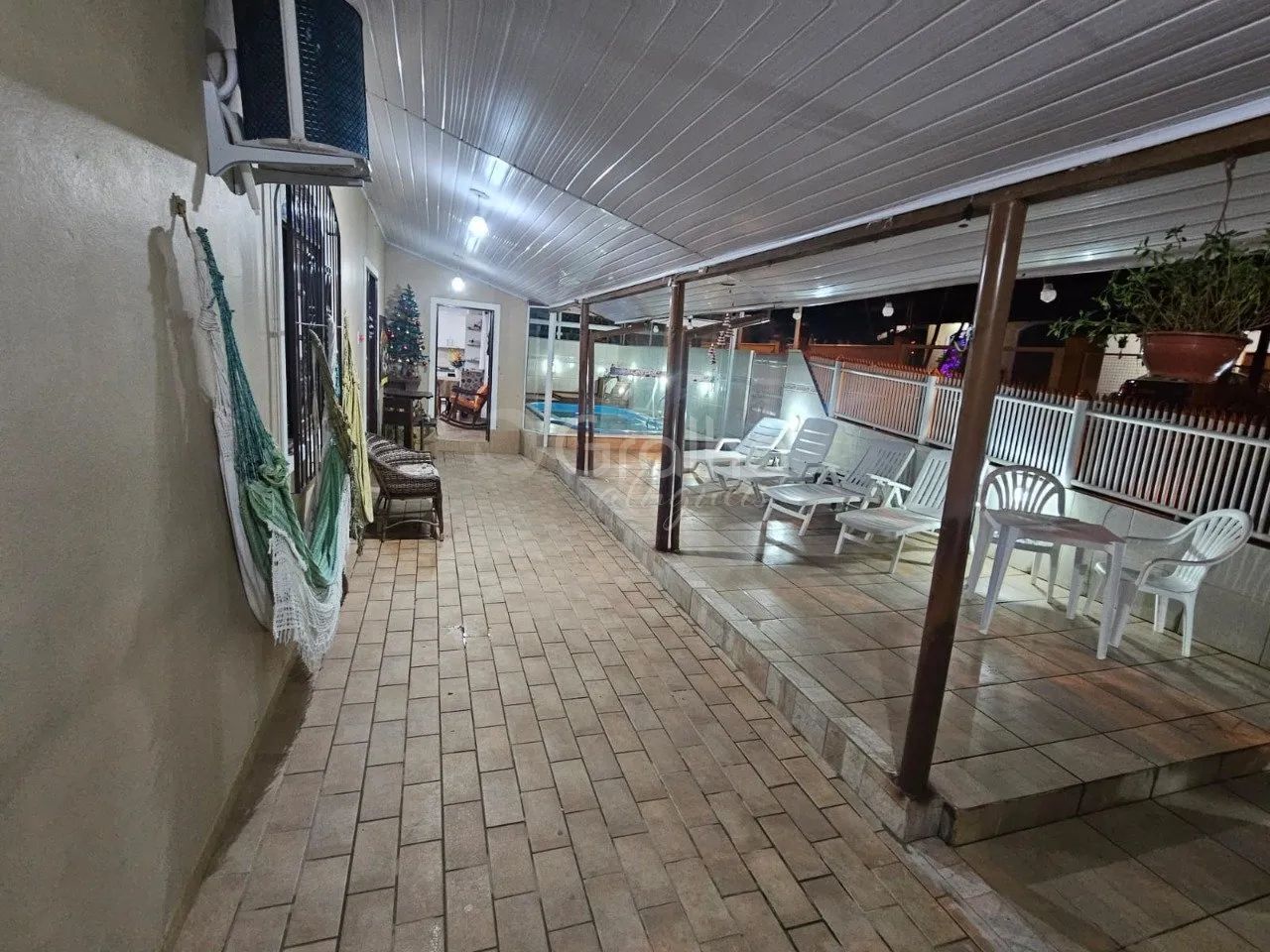 Casa mobiliada 4 quartos e piscina no Rio Tavares - Foto 4