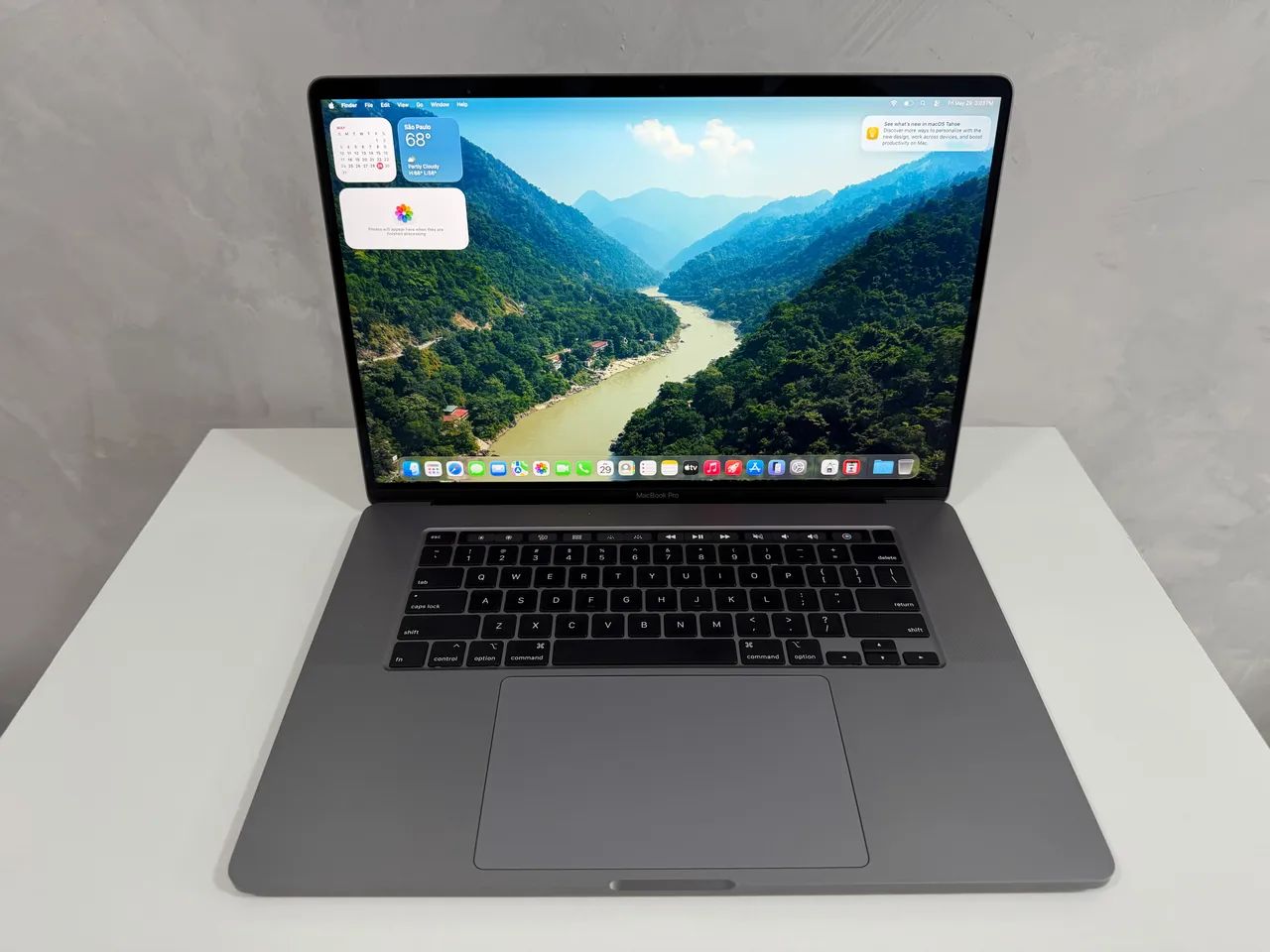 MACBOOK PRO CORE i9, 64 GB, 512 SSD, 16 POLEGADAS, TOUCH BAR