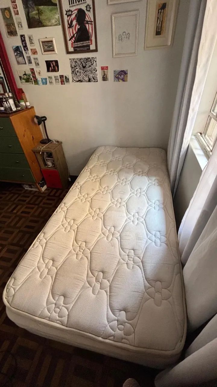 Cama de solteiro - Ortobom com molas  - Foto 4
