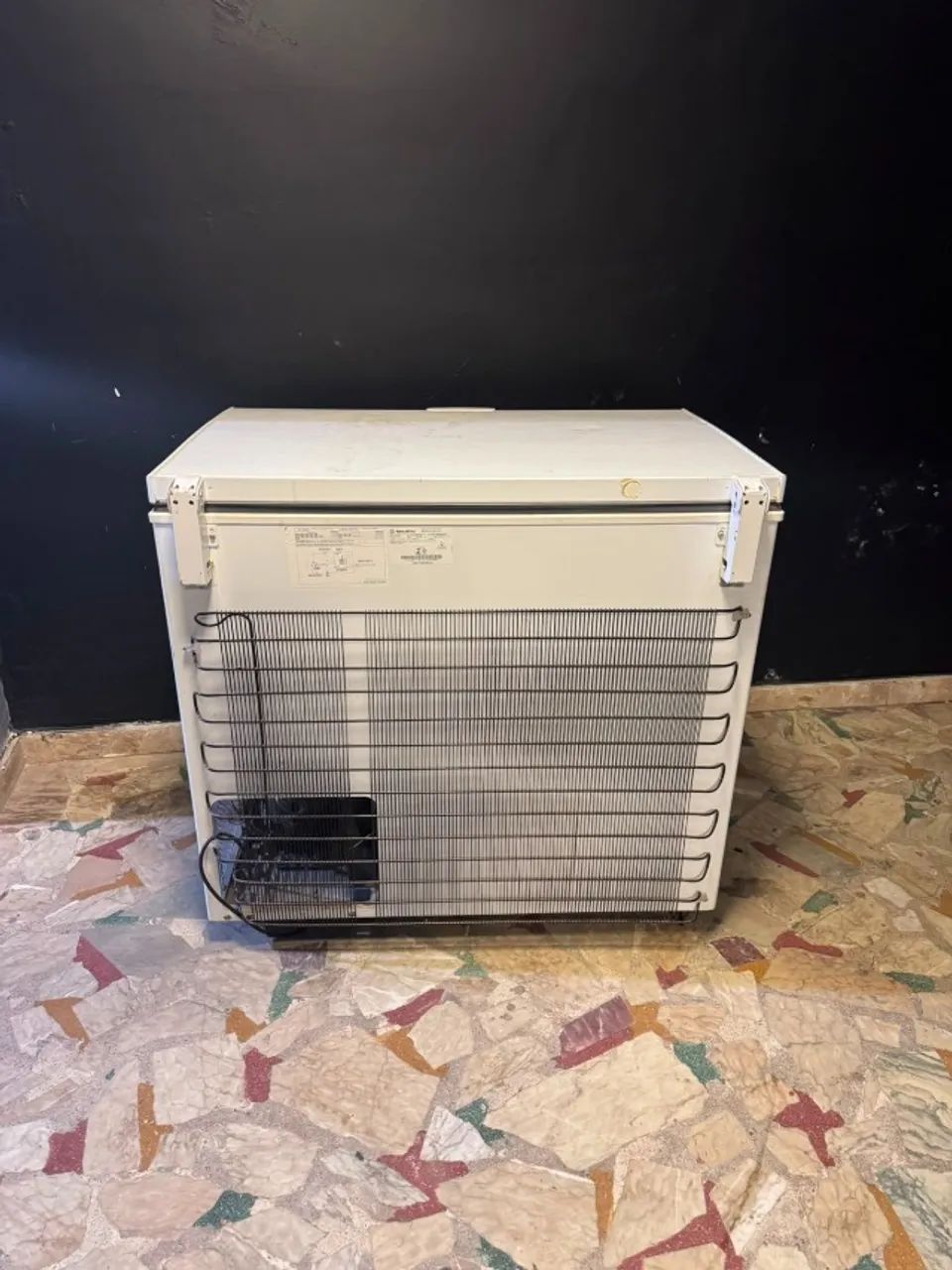 Freezer Horizontal Metalfrio - Excelente funcionamento - Foto 3