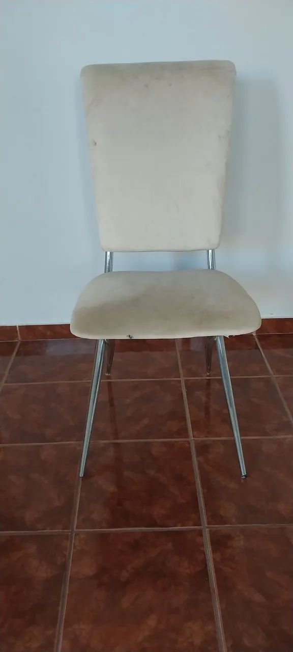 Joga de cadeiras com base cromada em X PARA REFORMA - Foto 2