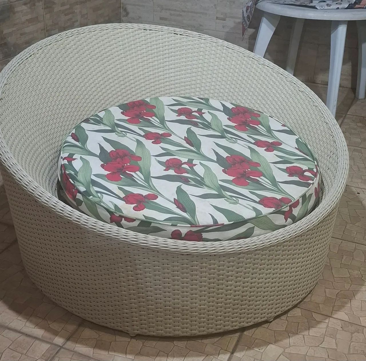 Poltrona Redonda