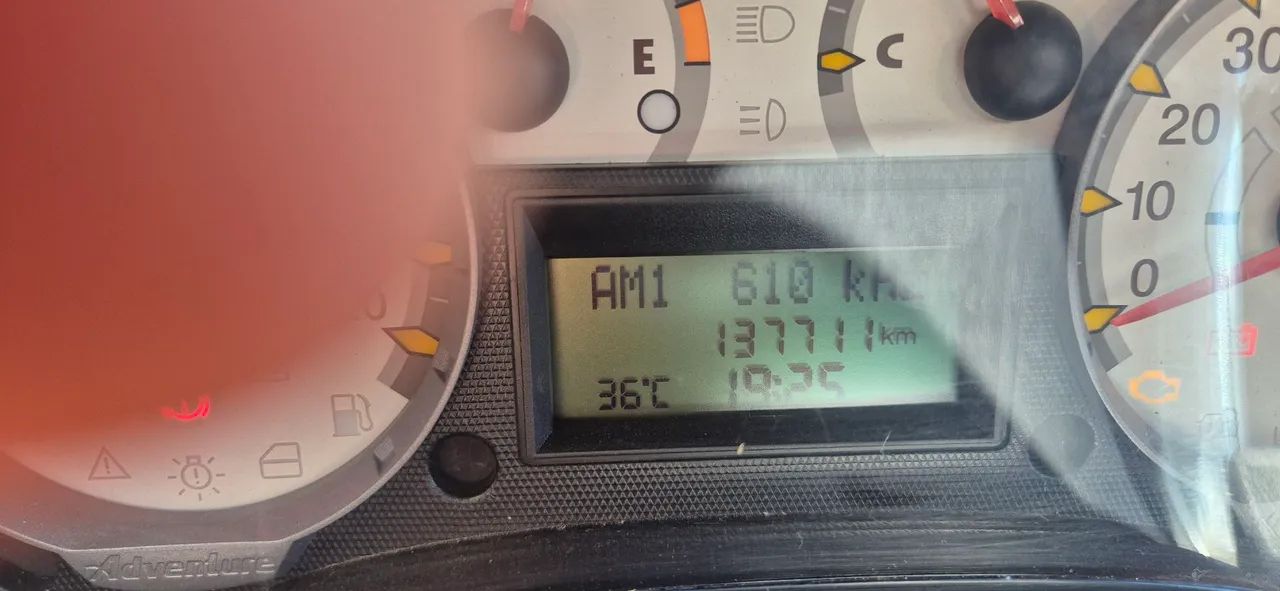 Fiat Strada Adventure1.8/ 1.8 Locker Flex CD 2012 - Foto 5