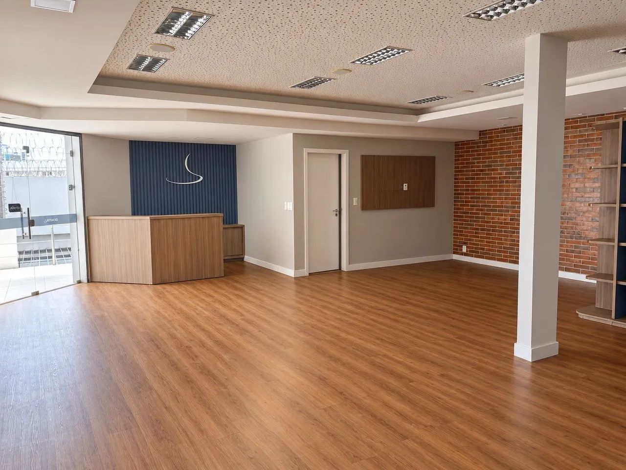 Loja Comercial - Renascença