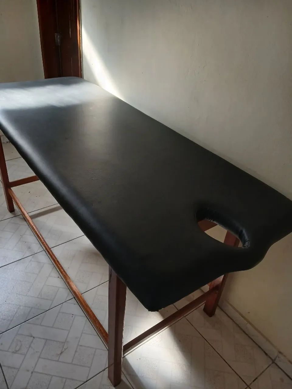 Vende-se maca para massagem - Foto 4