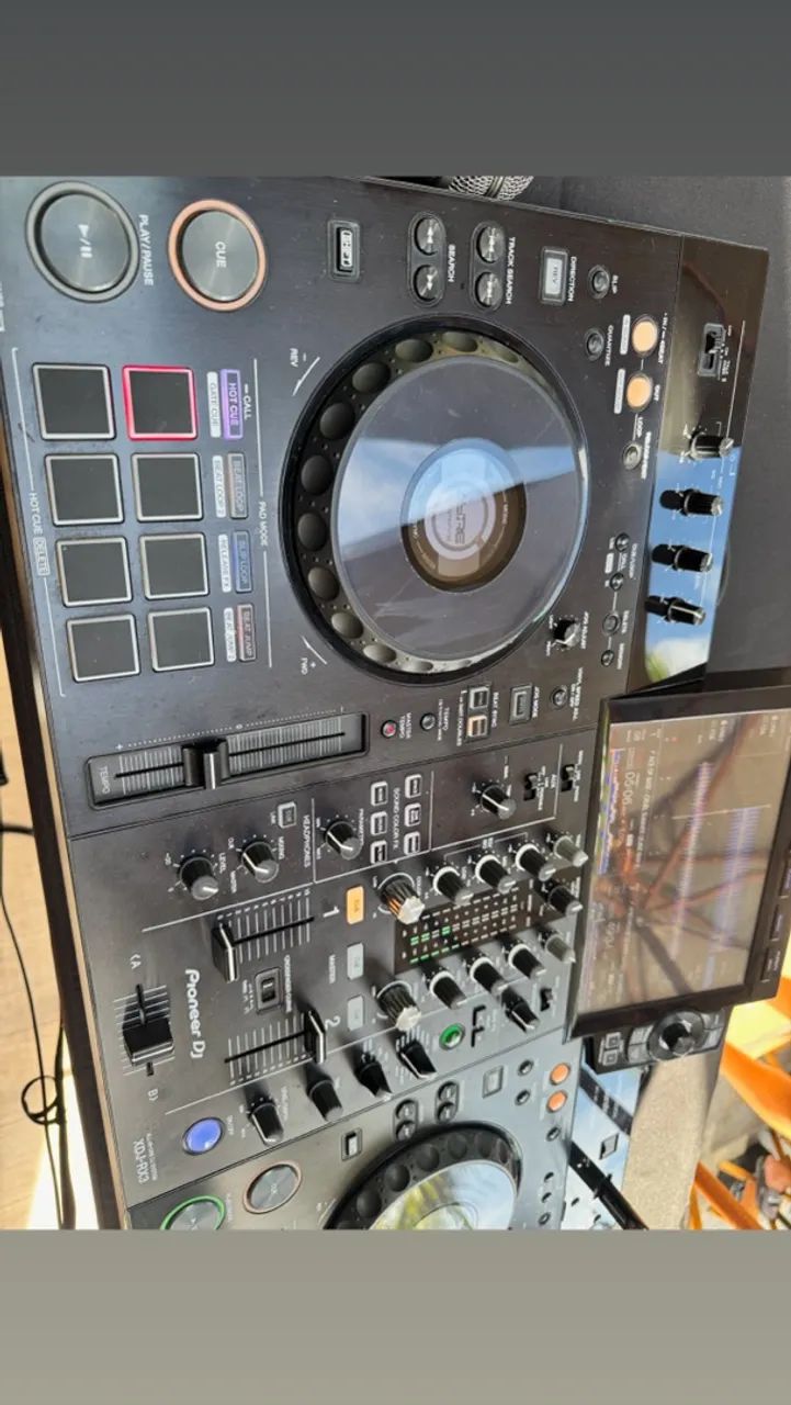 CONTROLADORA PIONEER XDJ RX3 - Foto 4