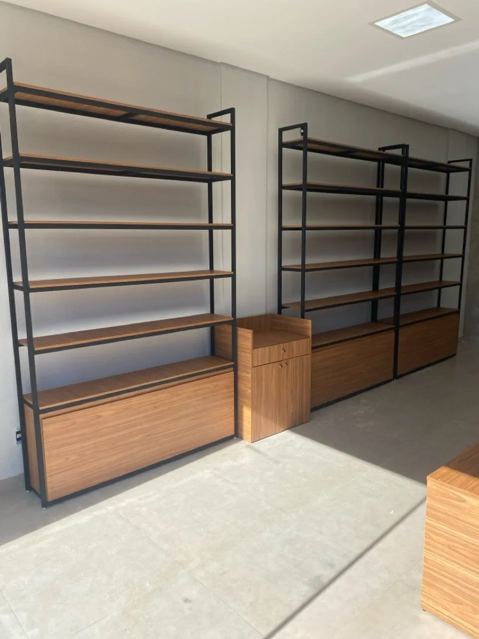 Prateleiras estilo industrial - Foto 4