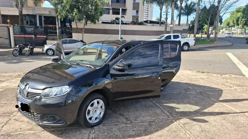 Renault Sandero 2015