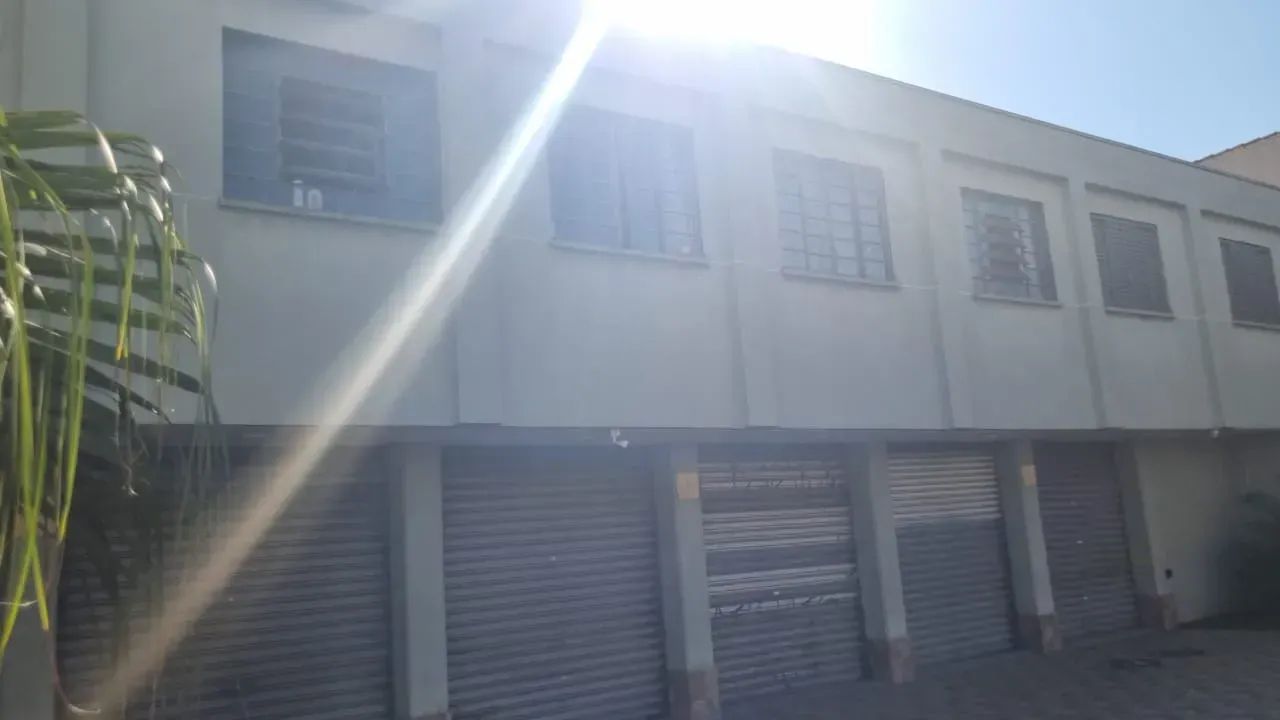 Apartamento Amplo no Centro de Curitiba.