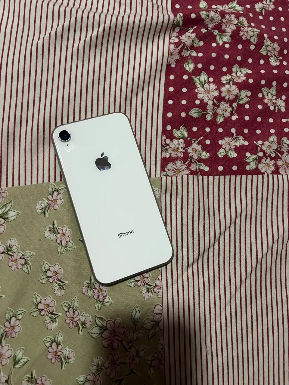IPHONE XR EM PERFEITO ESTADO