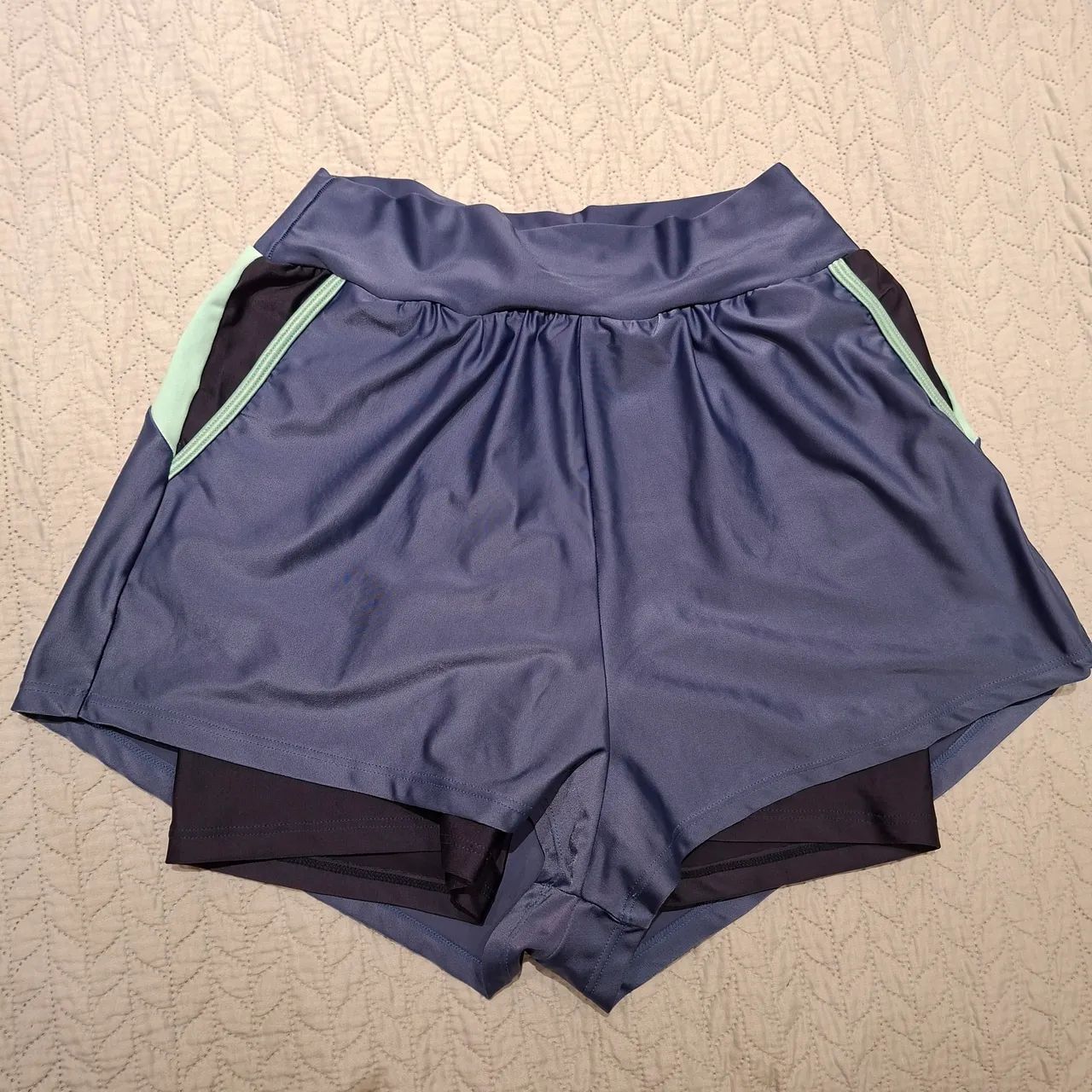 SHORT ACADEMIA