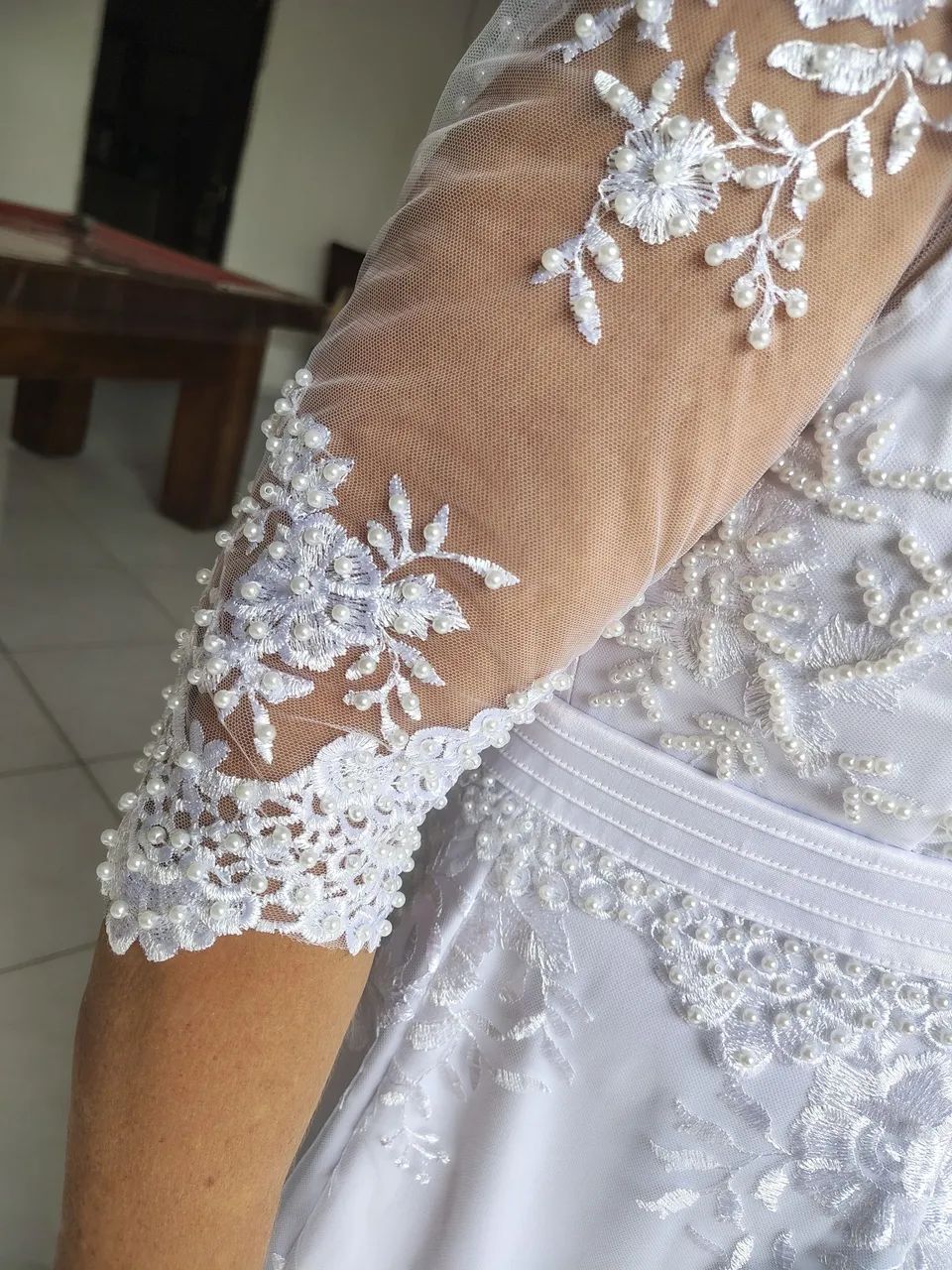 Vestido de casamento branco com pedraria e renda - Foto 3