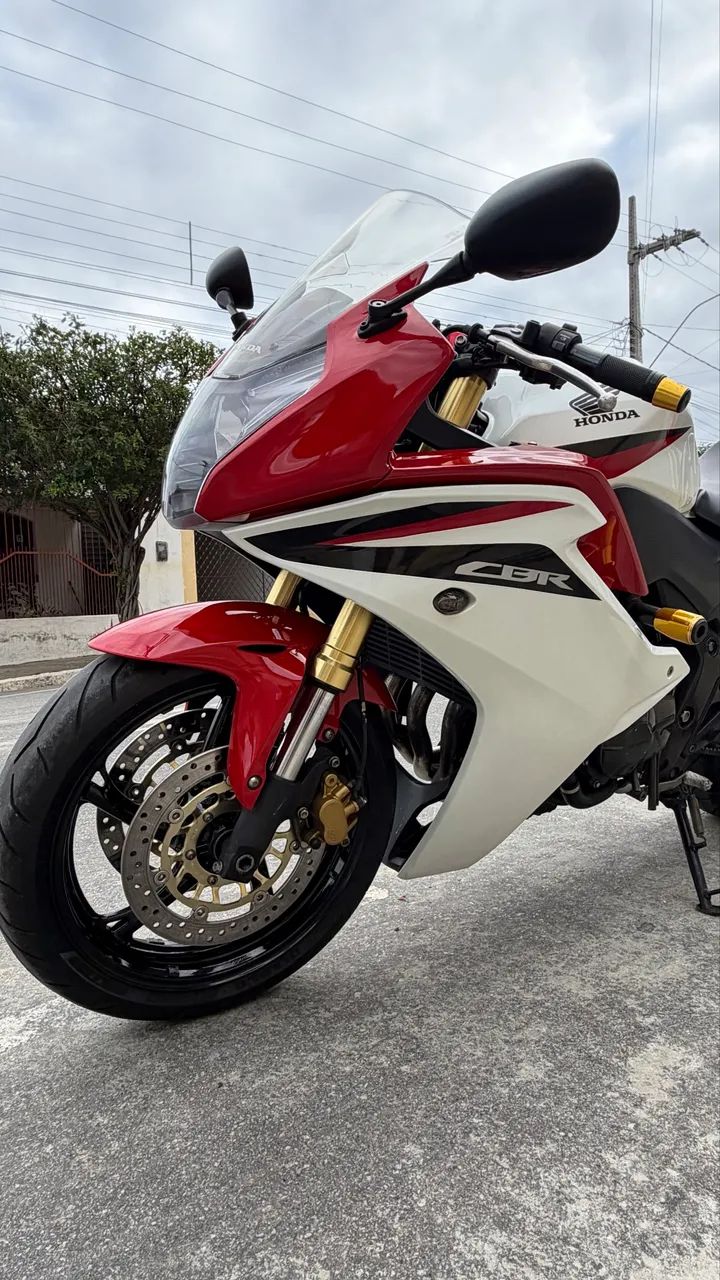 CBR6000F 2012 4cilindros a mais nova do Brasil  - Foto 2