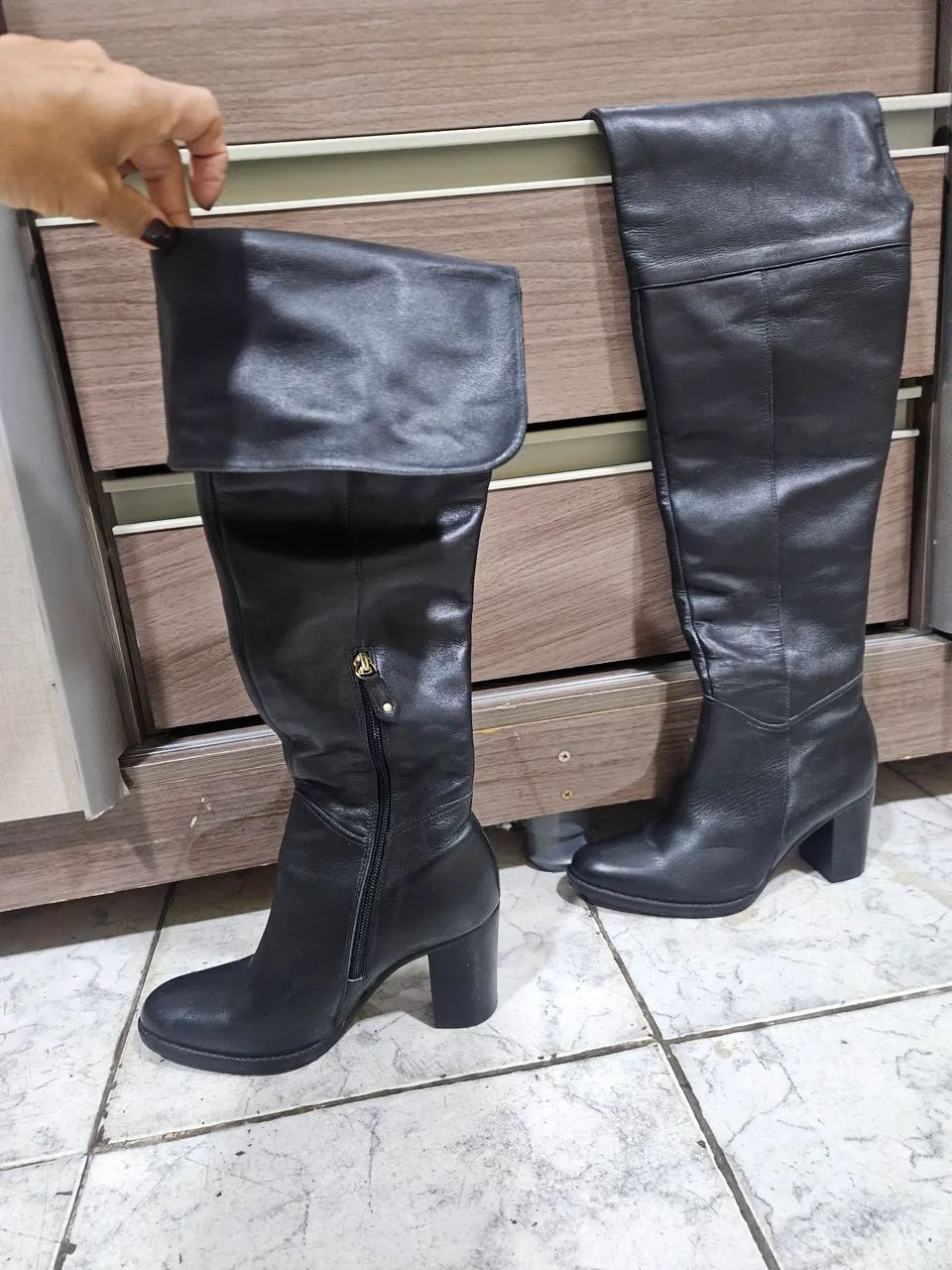 Vendo Bota em Couro Corello - Foto 2