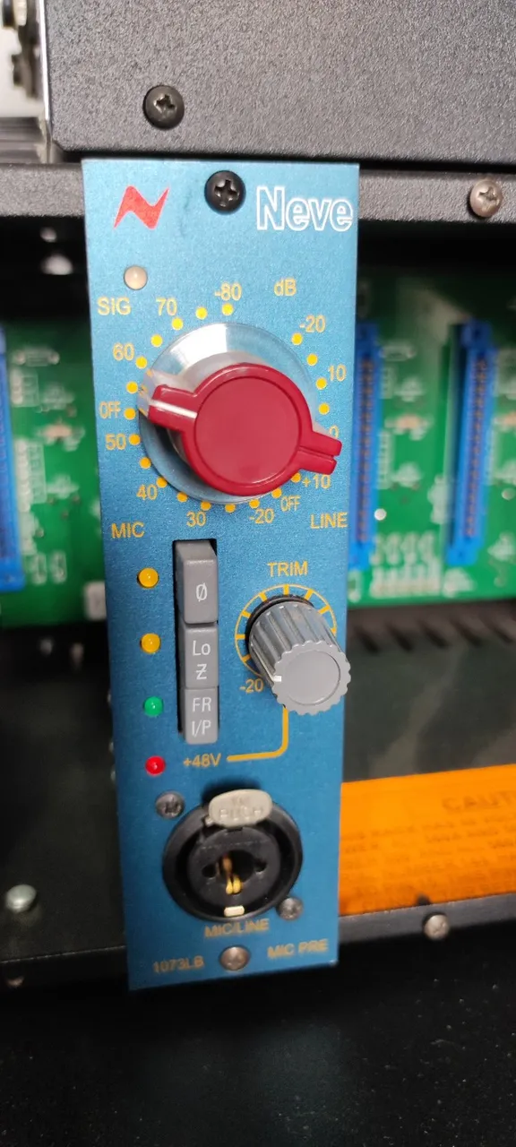 compressor DBX 166A novissimo XLR 110V qualidade imcomparavel