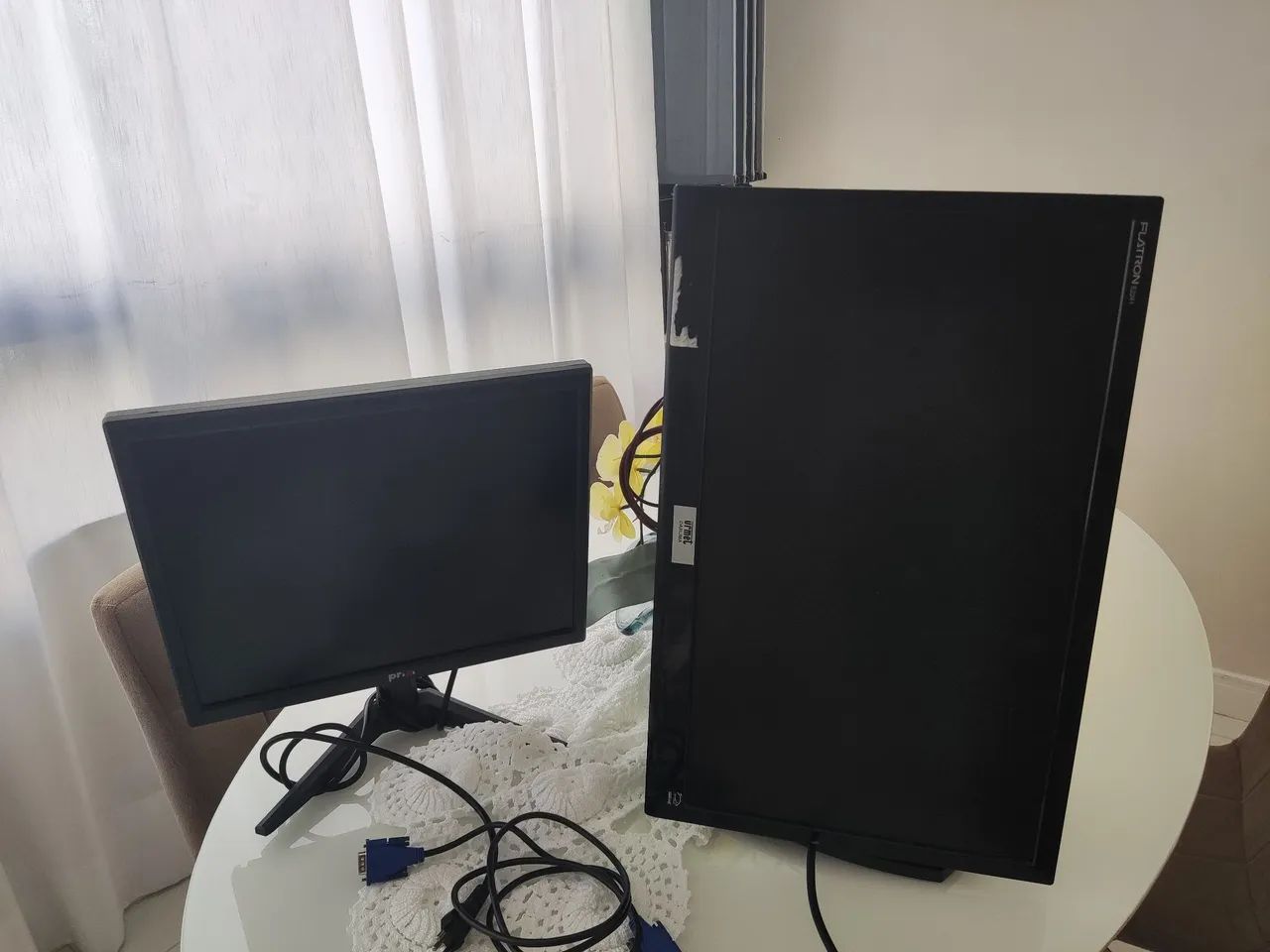 2 monitores (LEIA)
