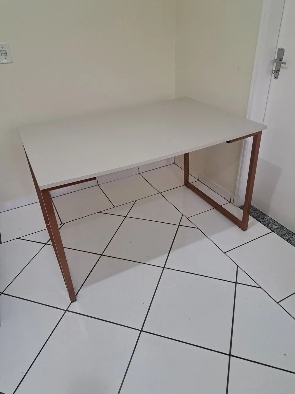 Mesa com 4 cadeiras - Foto 4