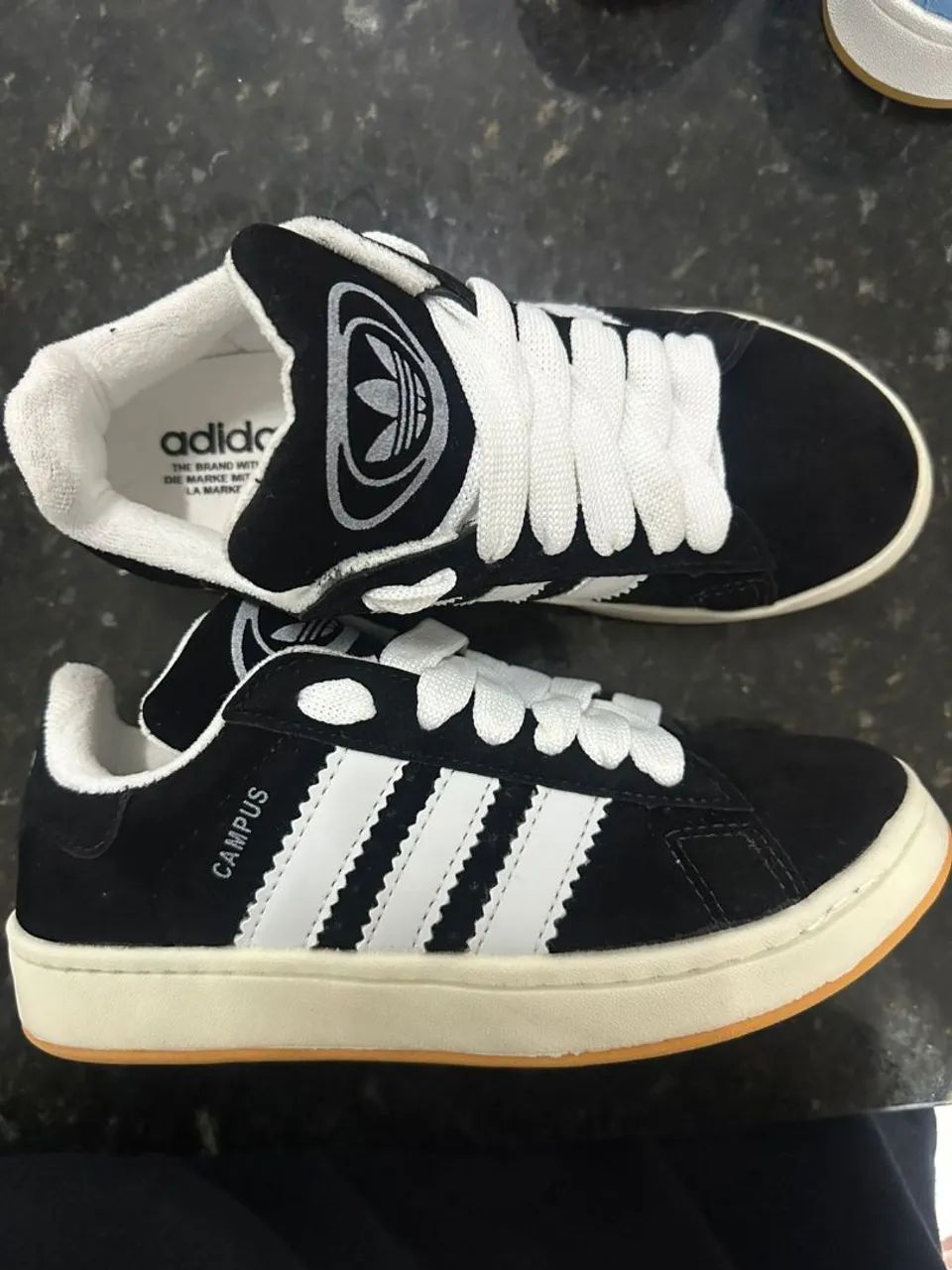 Tenis Adidas 
