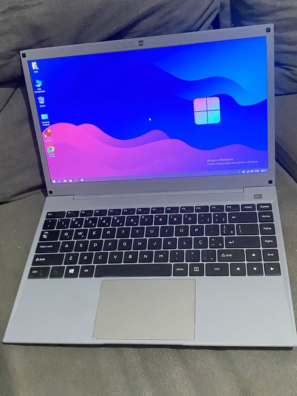 Notebook Core i5 SSD 240GB 8RAM placa de vídeo 