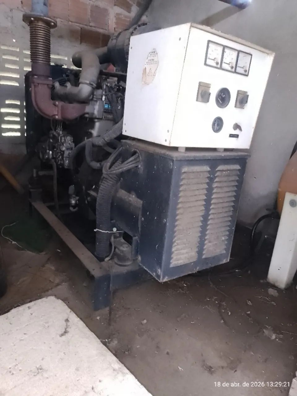 Vendo Gerador Stemac 