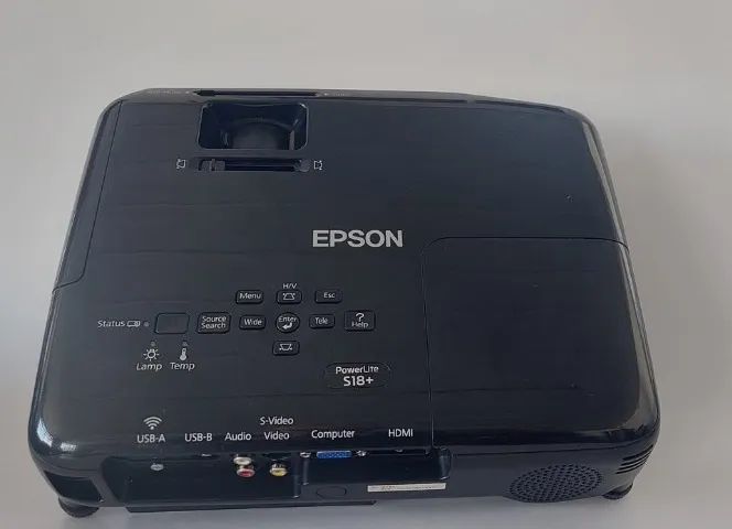 Projetor EPSON PowerLite S18+ e Telão modelo Mapa Matte White 2,00 x 2,00 mts - Foto 3