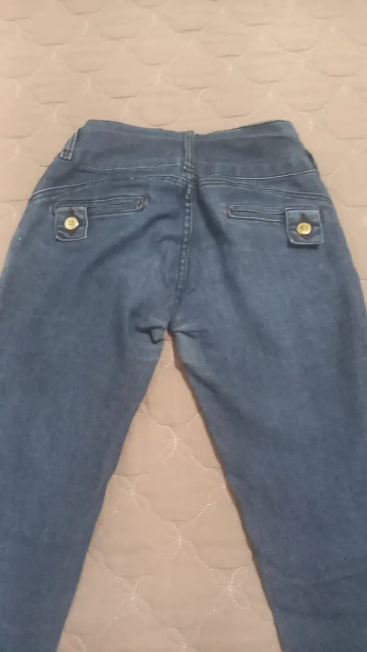 Calça jeans feminina tamanho 34 usada. - Foto 5