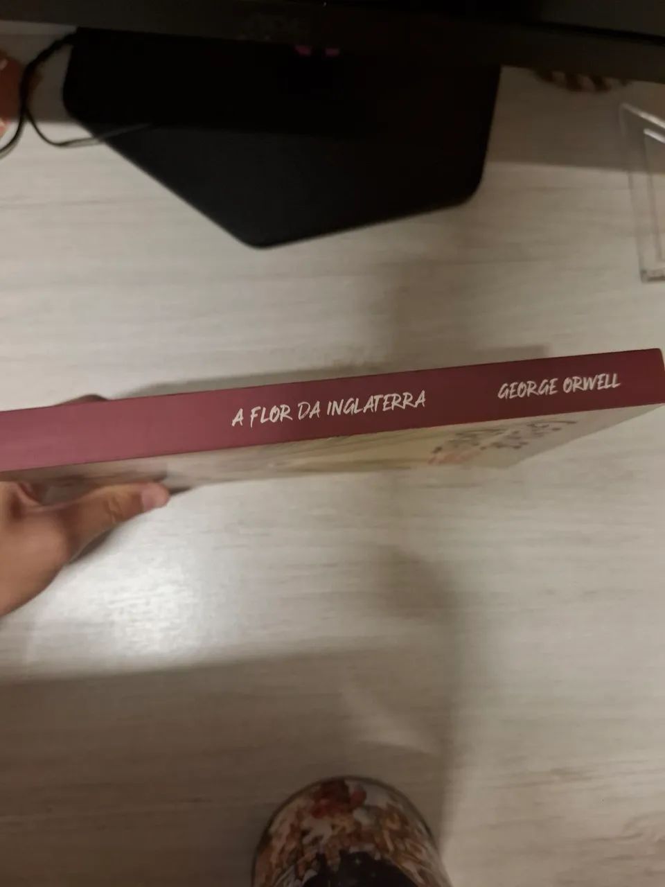 Livro a flor da Inglaterra  - Foto 3