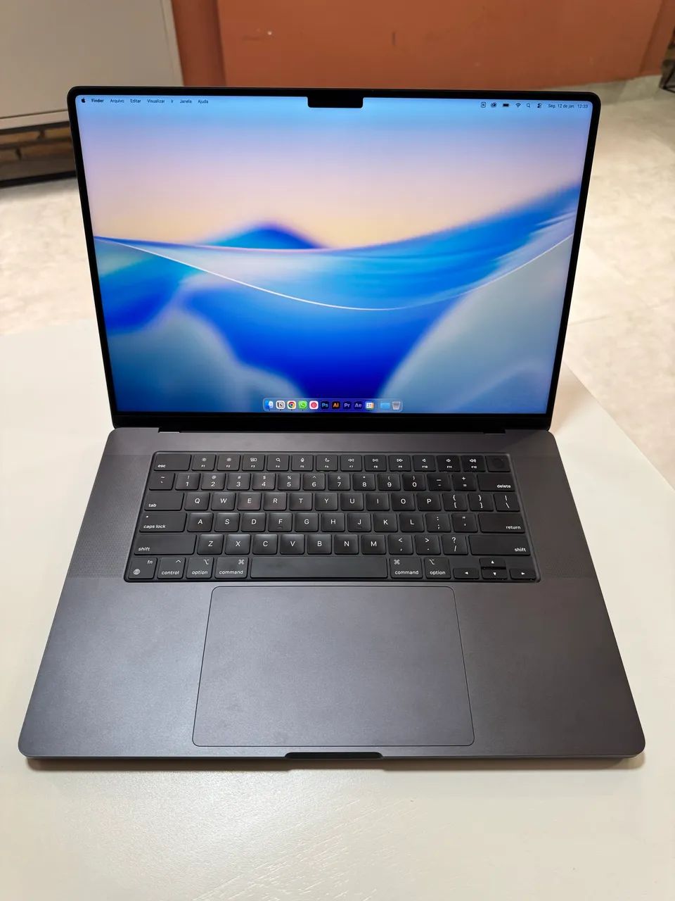 Apple MacBook Pro M3 16 polegadas 18gb ram 512gb - Foto 2