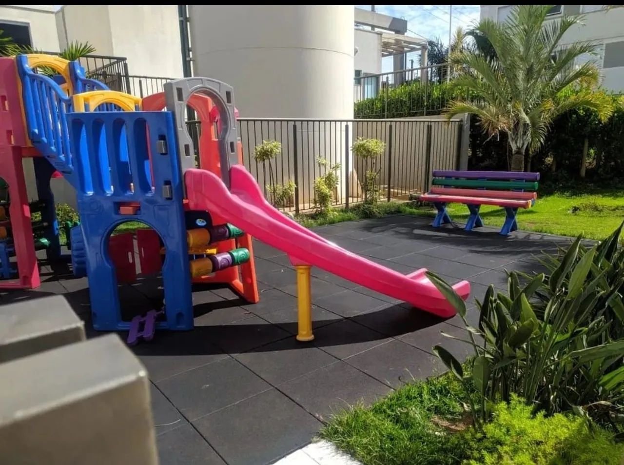 Apartamento 2 Quartos com Piscina e Portaria 24h próximo ao quartel  - Foto 4